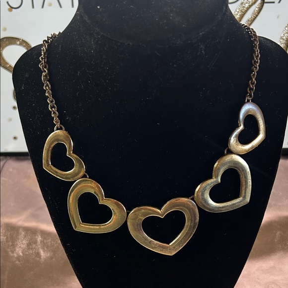 Jewelry - Goldtone Valentine’s Day Heart Necklace #46007